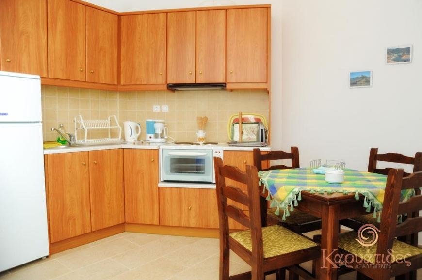Karyatides Apartments Kariá Exteriör bild